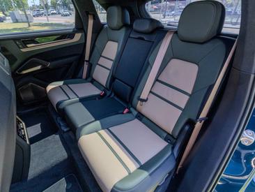 Porsche Cayenne III Turbo E-Hybrid — photo 24
