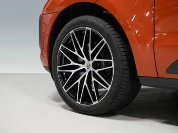 Porsche Macan S — photo 12