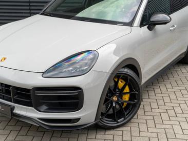 Porsche Cayenne III Turbo GT — photo 10