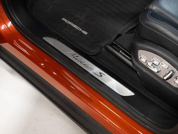 Porsche Macan S — photo 34