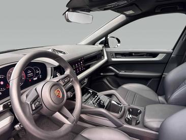 Porsche Cayenne III E-Hybrid Coupé — photo 12