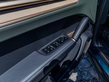 Porsche Cayenne III Turbo E-Hybrid — photo 59