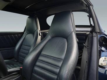 Porsche 964 Carrera 2 Cabriolet — photo 12