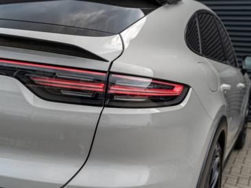 Porsche Cayenne III Turbo GT — photo 22
