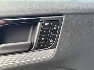 Porsche Cayenne III E-Hybrid Coupé — photo 28