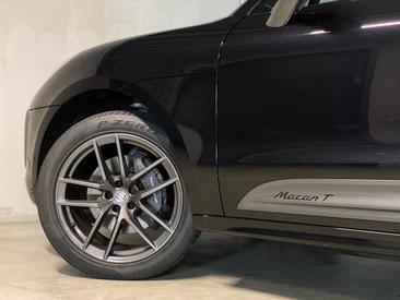 Porsche Macan T — photo 6