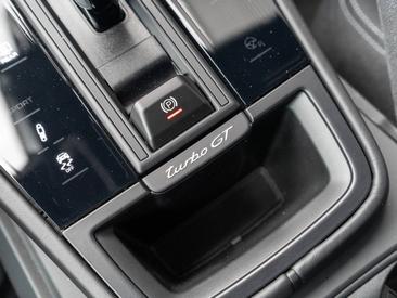 Porsche Cayenne III Turbo GT — photo 40