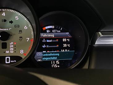 Porsche Macan T — photo 17