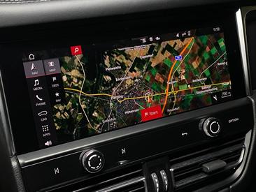 Porsche Macan T — photo 21