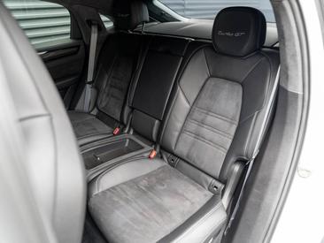 Porsche Cayenne III Turbo GT — photo 52