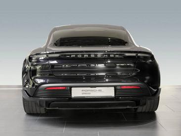 Porsche Taycan 4S — photo 5