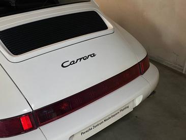 Porsche 964 Carrera 4 Coupe — photo 10