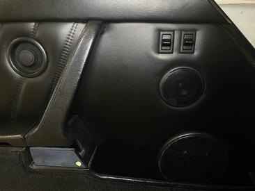 Porsche 964 Carrera 4 Coupe — photo 18