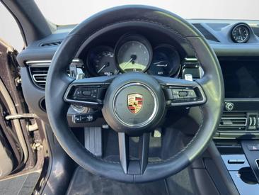 Porsche Macan S — photo 10