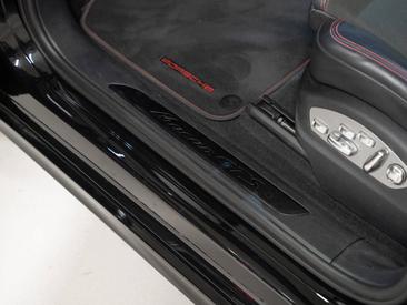 Porsche Macan GTS — photo 23