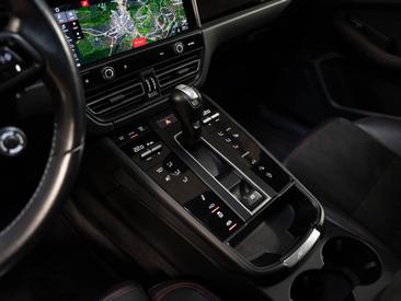 Porsche Macan GTS — photo 25