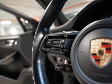 Porsche Macan GTS — photo 34