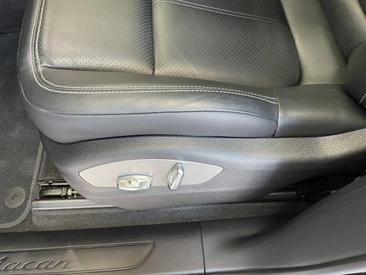 Porsche Macan — photo 28