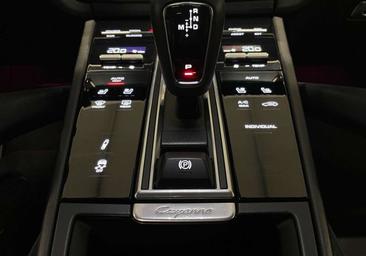 Porsche Cayenne III Platinum Edition — photo 10