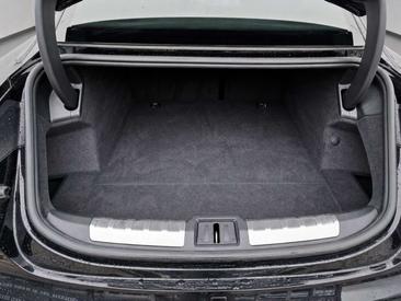 Porsche Taycan Turbo — photo 11