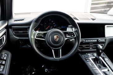 Porsche Macan Electrique — photo 16
