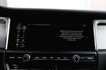 Porsche Macan Electrique — photo 24