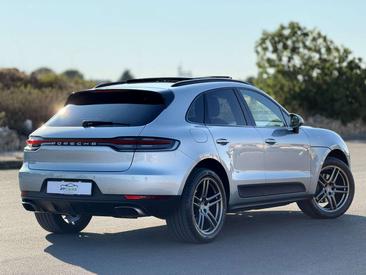 Porsche Macan Electrique Base — photo 10