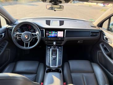 Porsche Macan Electrique Base — photo 12