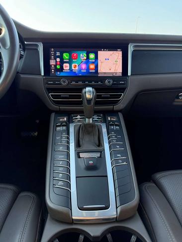 Porsche Macan Electrique Base — photo 19