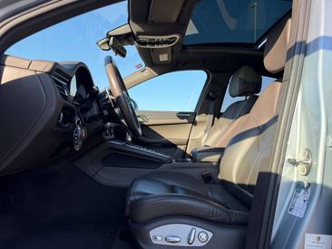 Porsche Macan Electrique Base — photo 26