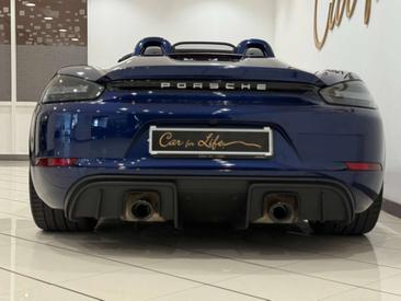 Porsche 718 Spyder — photo 11