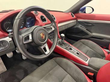 Porsche 718 Spyder — photo 28