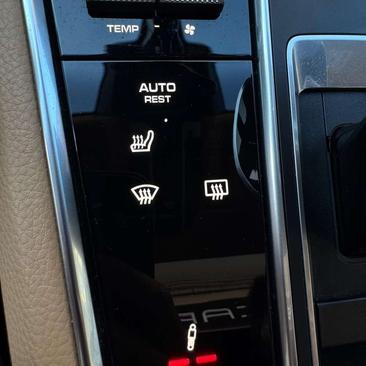 Porsche Panamera II E-Hybrid — photo 18
