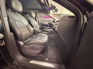 Porsche Cayenne III E-Hybrid Platinum Edition — photo 14
