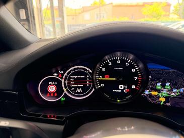 Porsche Cayenne III E-Hybrid Platinum Edition — photo 21