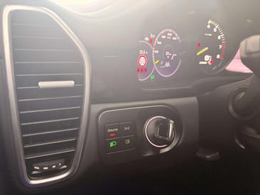 Porsche Cayenne III E-Hybrid Platinum Edition — photo 40
