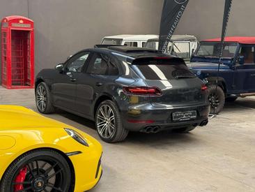 Porsche Macan Electrique GTS — photo 6