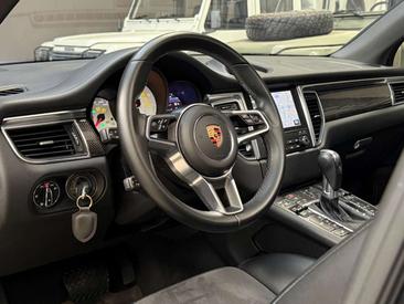 Porsche Macan Electrique GTS — photo 10