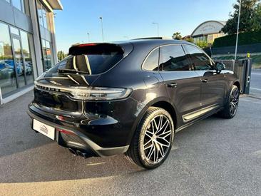 Porsche Macan Electrique Base — photo 2