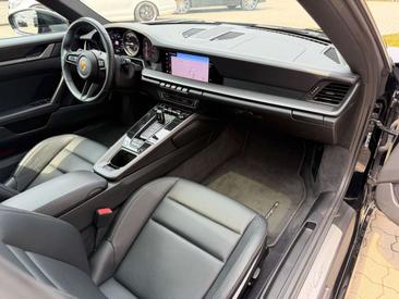 Porsche 992 I Carrera — photo 9