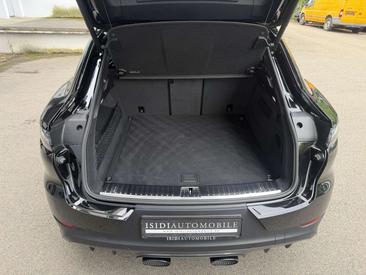 Porsche Cayenne III GTS — photo 30