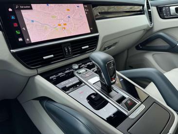 Porsche Cayenne III Platinum Edition — photo 10