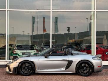 Porsche 718 Spyder Weissach Package — photo 6
