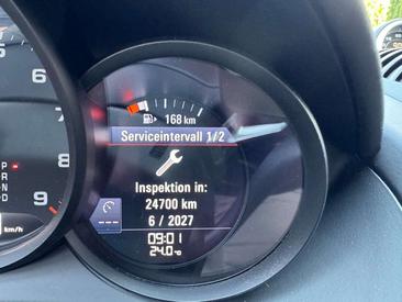 Porsche 718 Cayman GTS — photo 16