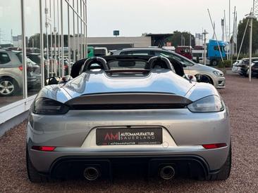 Porsche 718 Spyder Weissach Package — photo 11