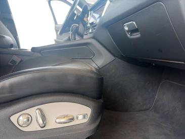 Porsche Macan Electrique — photo 13