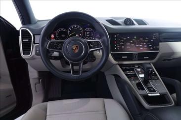 Porsche Cayenne III Base Platinum Edition — photo 10