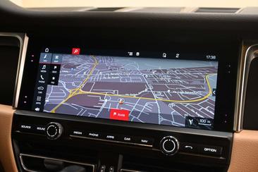 Porsche Macan Electrique Base — photo 12