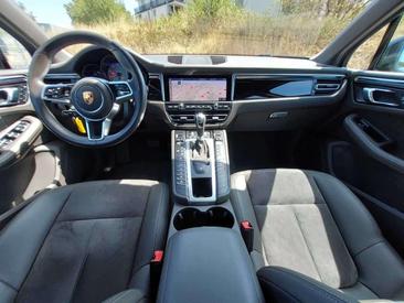Porsche Macan Electrique S — photo 13