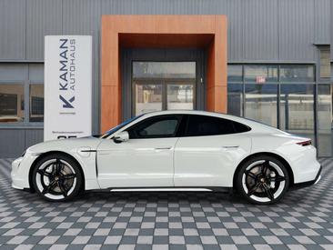Porsche Taycan Turbo — photo 22